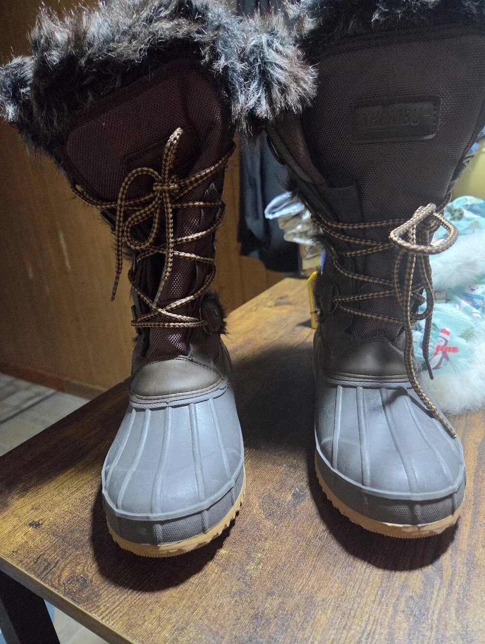 Khombu Women's Brown and Tan Faux-Fur Lace-Up Winter Boots